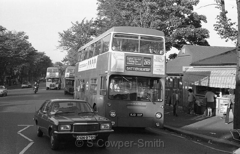 249,BW64,24,DMS2010,249,BATTERSEA PARKGATE ROAD,CRYSTAL PALACE,010978.jpg