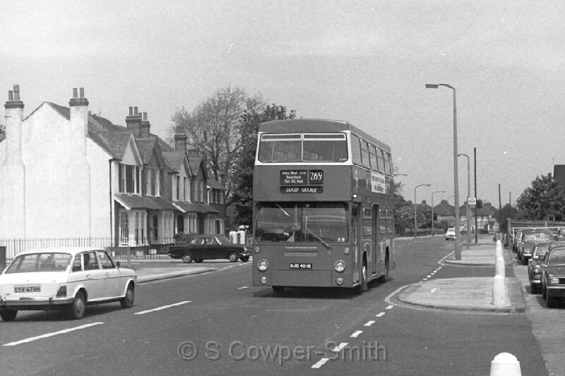 269,BW18,22,DMS2401,269,SIDCUP GARAGE, BEXLEYHEATH GARAGE,21051977.JPG