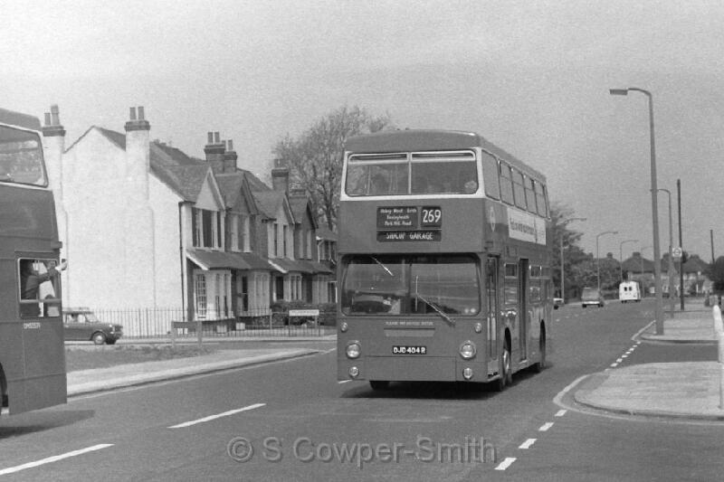 269,BW20,02,DMS2404,269,SIDCUP GARAGE,BEXLEYHEATH BUS GARAGE,JUNE 1977.JPG