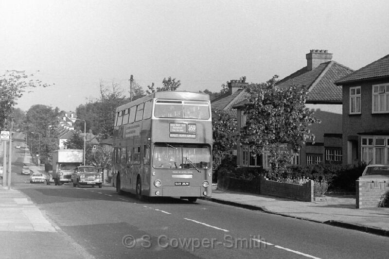 269,BW20,20,DMS2387,269,BEXLEY HEATH GARAGE,BRIDGEN RD,JUNE 1977.JPG