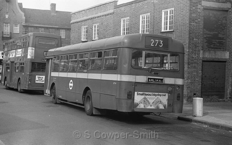 273,BW39,20,SM014,273,273,GREENFORD BDWY,01051978.jpg