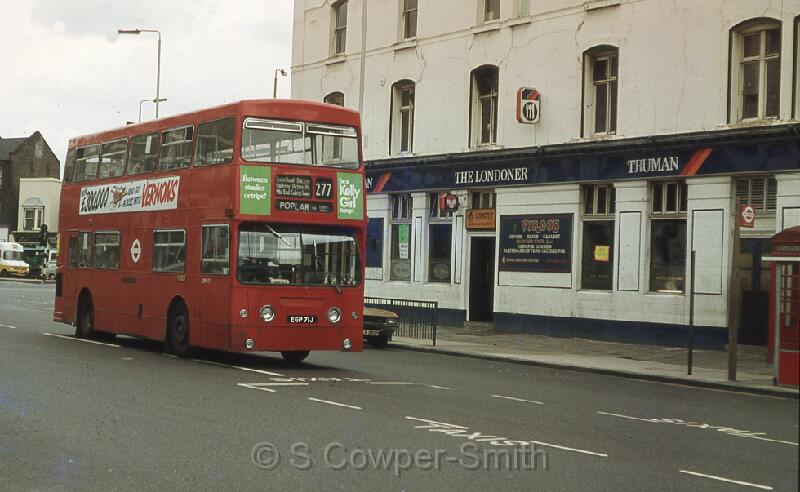 277,S38,01,DMS0071,277,POPLAR VIA CUBITT TOWN,WEST INDIA DOCK RD,APP 1979.jpg
