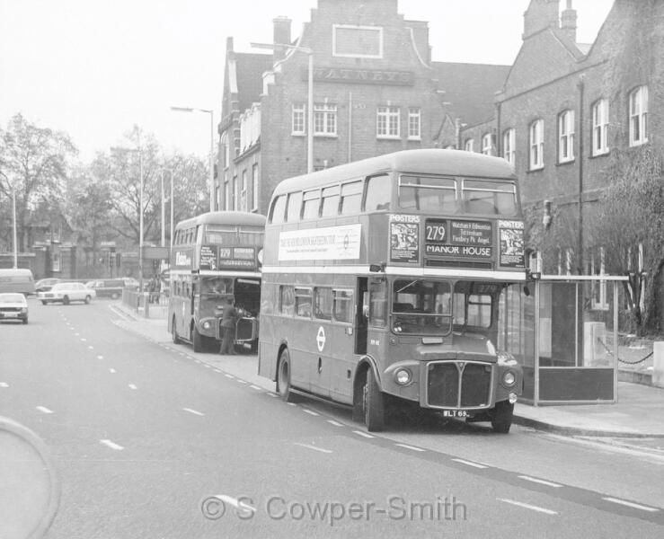 279,BW02,33, RM0698 279 MANOR HOUSE MANOR HOUSE 1076.jpg