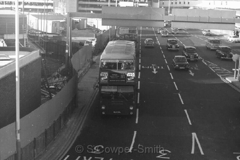 285,BW22,39,DMS1351,285,HEATHROW AIRPORT CENTRAL,HEATHROW,JAN 1978.JPG