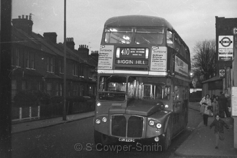 410,BW22,15,RCL2229,410,BIGGIN HILL,BROMLEY NORTH ST,JAN 1978.JPG