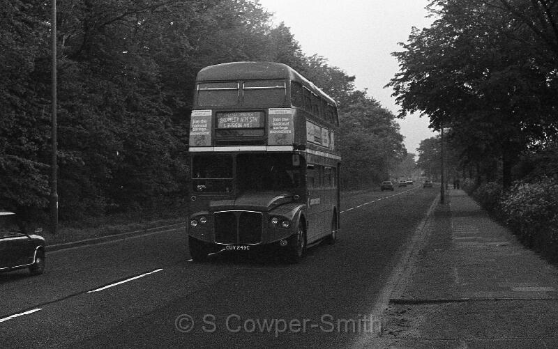 410,BW37,20,RCL2249,410,BROMLEY NTH STN AND BIGGIN HILL,HASTINGS RD BROMLEY,20051978.jpg