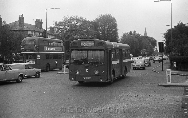 410,BW39,31,SM458,410,BROMLEY NTH STN AND BIGGIN HILL,MASONS HILL BR2,20051978.jpg