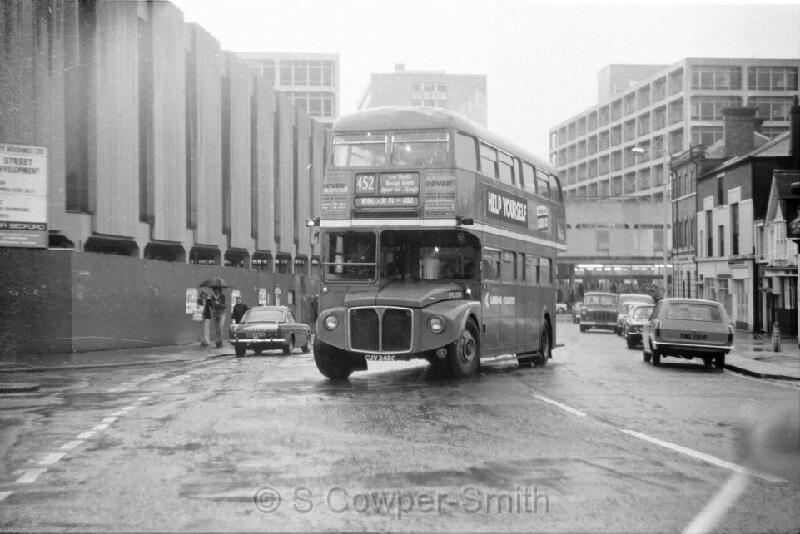 452,BW04,10 RML2348 452 WINDSOR UXBRIDGE 021076.jpg