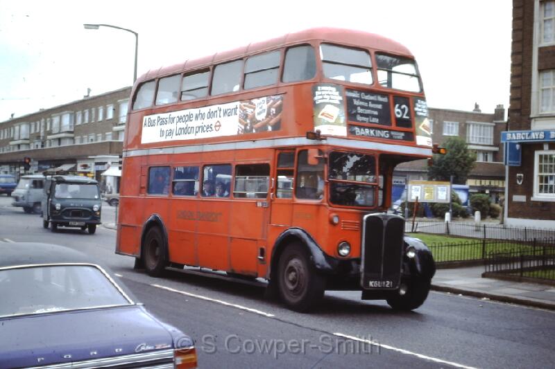 62,S27,27,RT2192,62,Barking Gascoigne Estate,Upney Lne,091978.JPG