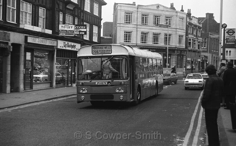705,BW39,37,RP67,705,TUNBRIDGE WELLS,BROMLEY MARKET SQ,20051978.jpg