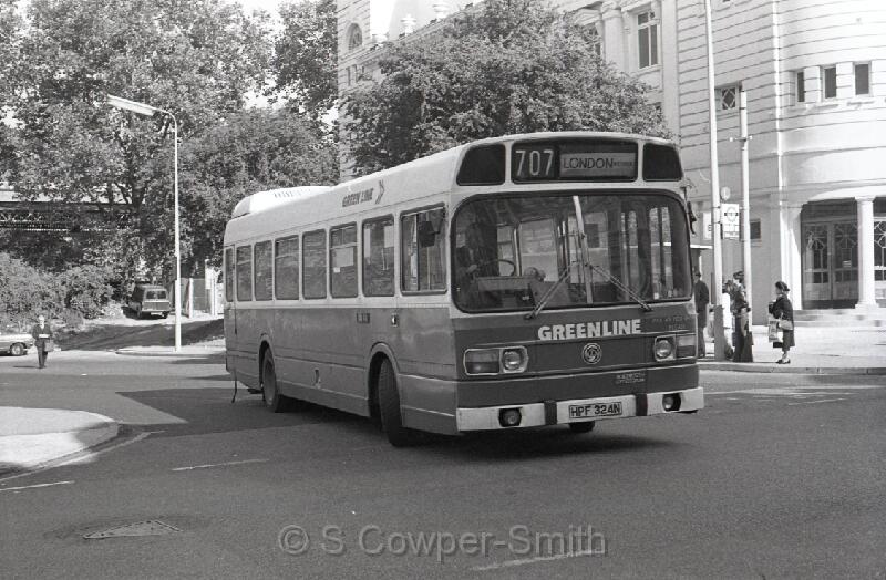 707,BW61,20,SNC174,707,LONDON VICTORIA VIA BRENT CROSS,GOLDERS GREEN,01091978.jpg