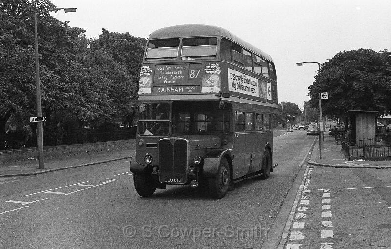 87,BW58,07,RT3254,87,RAINHAM ABBEY WOOD LANE,BARKING,Aug-78.jpg