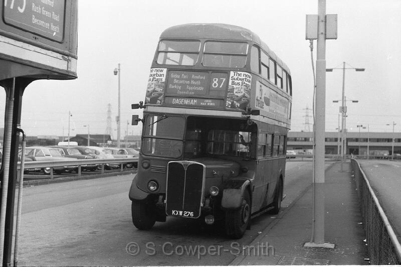 87,BW63,39,RT1654,87,DAGENHAM FORDS MAIN WORKS,DAGENHAM FORD,01-09-78.jpg