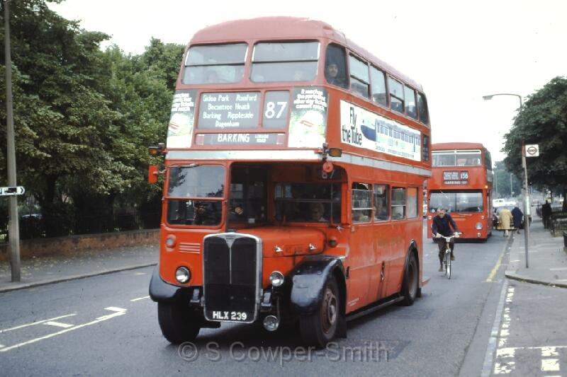 87,S27,20,RT0422,87,Barking,Longbridge Road,091978.JPG