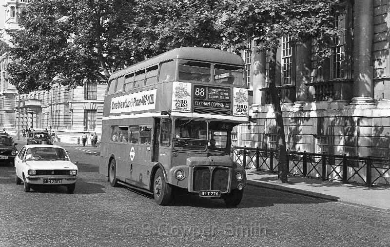 88,BW53,30,RM0776,88,CLAPHAM COMMON OLD TOWN,WHITEHALL,26081978.jpg