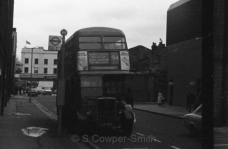 94,BW32,25,RT2612,94,Lewisham,Lewisham Odeon,21041978.jpg