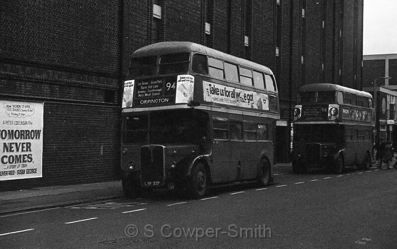 94,BW32,33,RT2612,94,Orpington,Lewisham Odeon,21041978.jpg