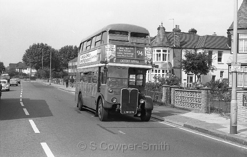 94,BW55,42,RT3351,94,CATFORD GARAGE,BROMLEY RD SE6,01081978.jpg