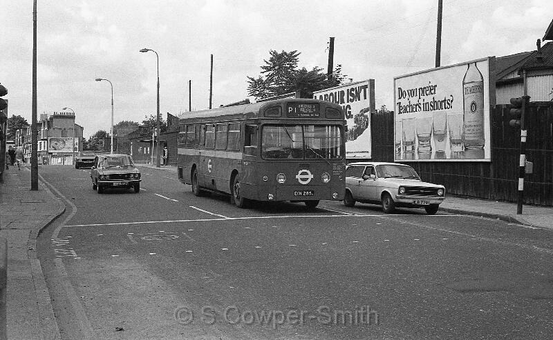 P1,BW51,24,SMS285,P1,NEW CROSS AND OLD KENT RD,SURREY DOCKS STN,01081978.jpg