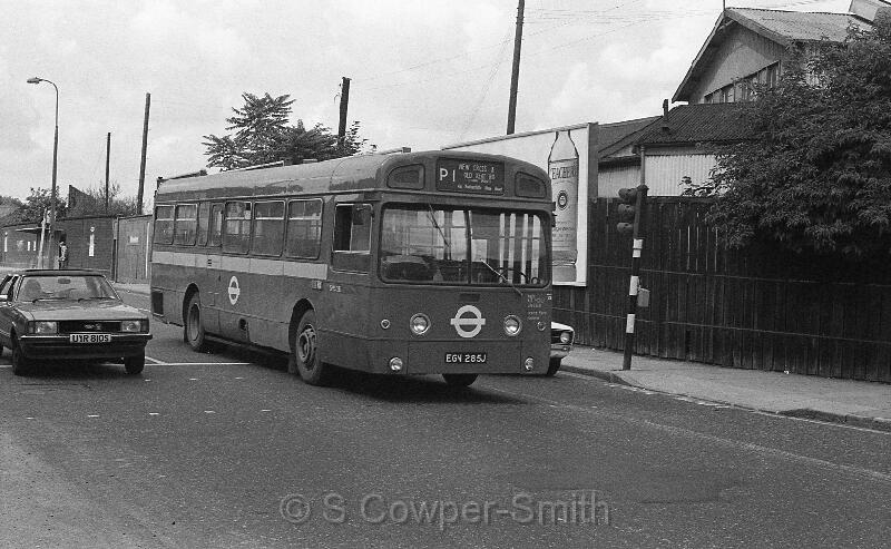 P1,BW51,25,SMS285,P1,NEW CROSS AND OLD KENT RD,SURREY DOCKS STN,01081978.jpg
