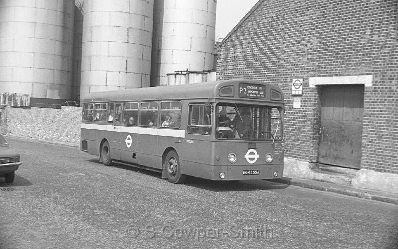 P2,BW38,20,SMS555,P2,ROTHERHITHE STN AND BERMONDSEY LOOP,ROTHERHITHE ST SE16,01051978.jpg