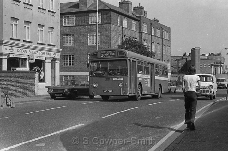 P2,BW59,17,SMS769,P2,SURREY DOCKS STN,ROTHERHITHE NEW RD,AUG1978.jpg