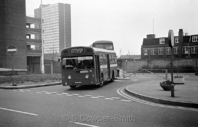 S1,BW02,08, SMS664 S1 STRATFORD CIRCULAR STRATFORD 1076.jpg