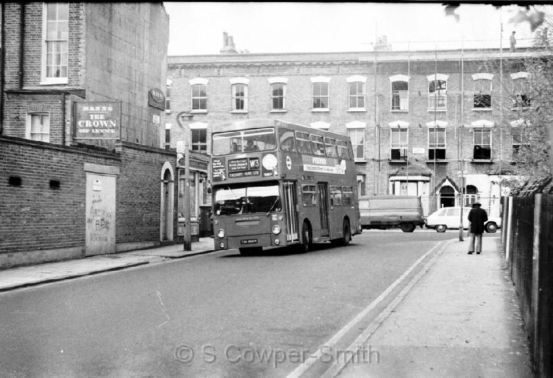 W3,BW01,05,DMS0889,W3,FINSBURY PARK STN,FINSBURY PK,101976.jpg