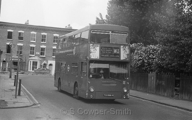 W3,BW40,13,DMS0899,W3,FINSBURY PARK STN,FINSBURY PARK,21051978.jpg