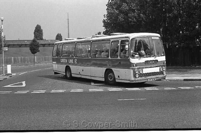 TOUR,BW54,33,PX12,TOUR,TOUR,BROMLEY COMMON CROWN BR2,01081978.jpg