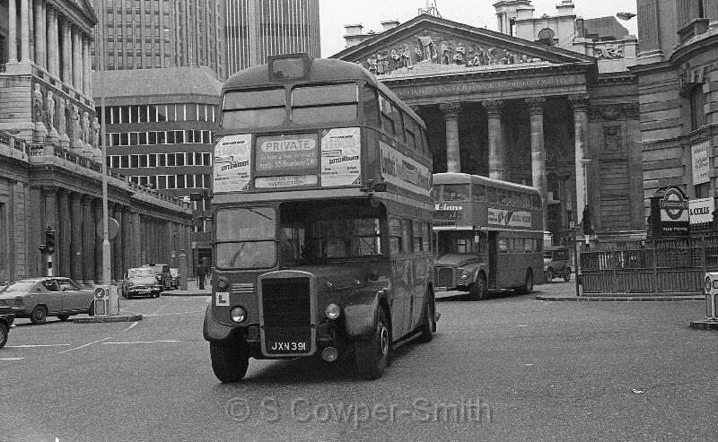 TRNR,BW47,29,RTL0068,TRNR,TRAINER,BANK EC,15071978.jpg