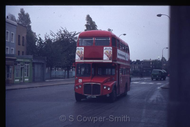 TRNR,S25,15,RMA05,TRAINER,,GRANGE RD SE16,01-Oct-77.jpg