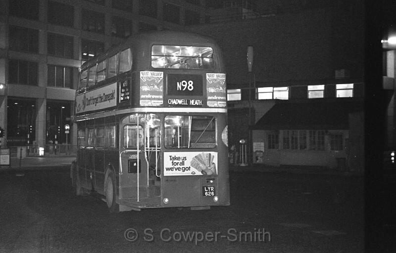 N98,BW31,08,RT3410,N98,Chadwell Heath,Aldgate,Apr 78.jpg